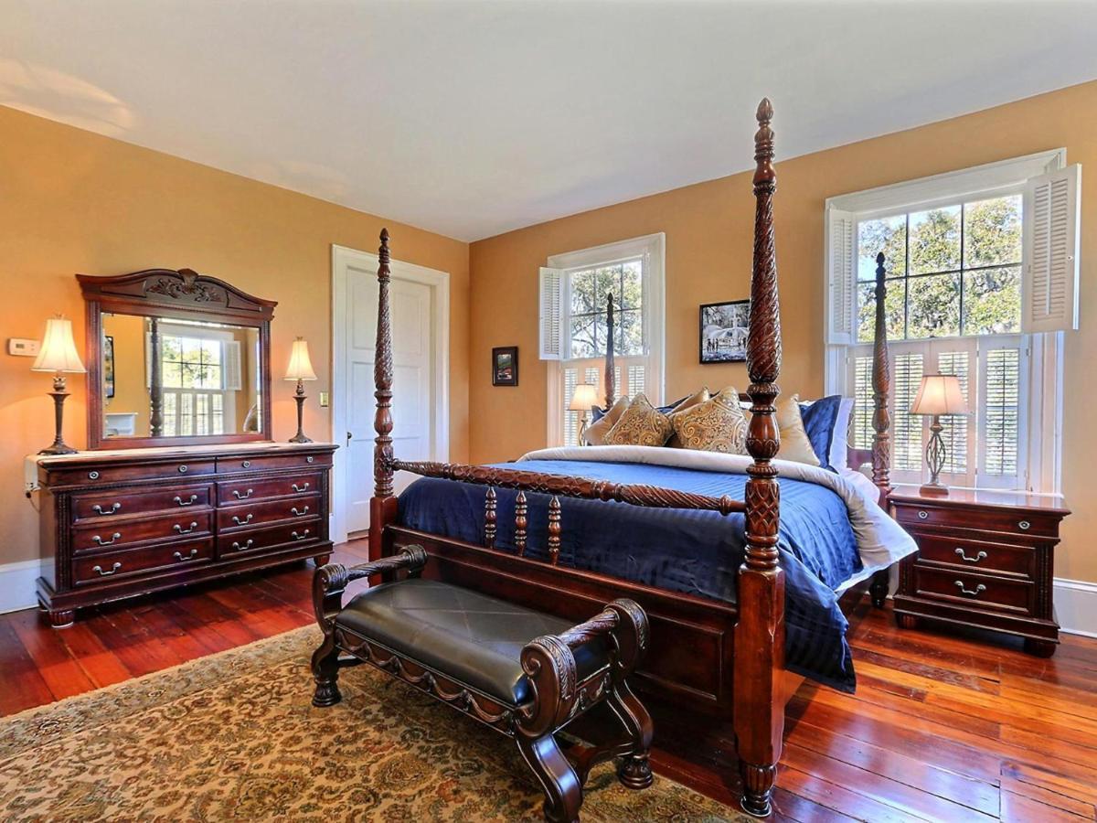 Bird Baldwin Forsyth Suite Savannah Bagian luar foto